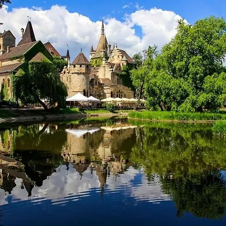 Center Vintage * Budapešť